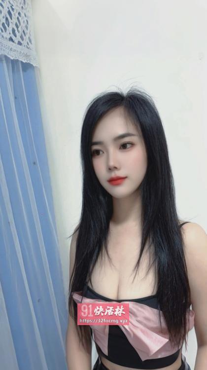 风情迷人骚货老师