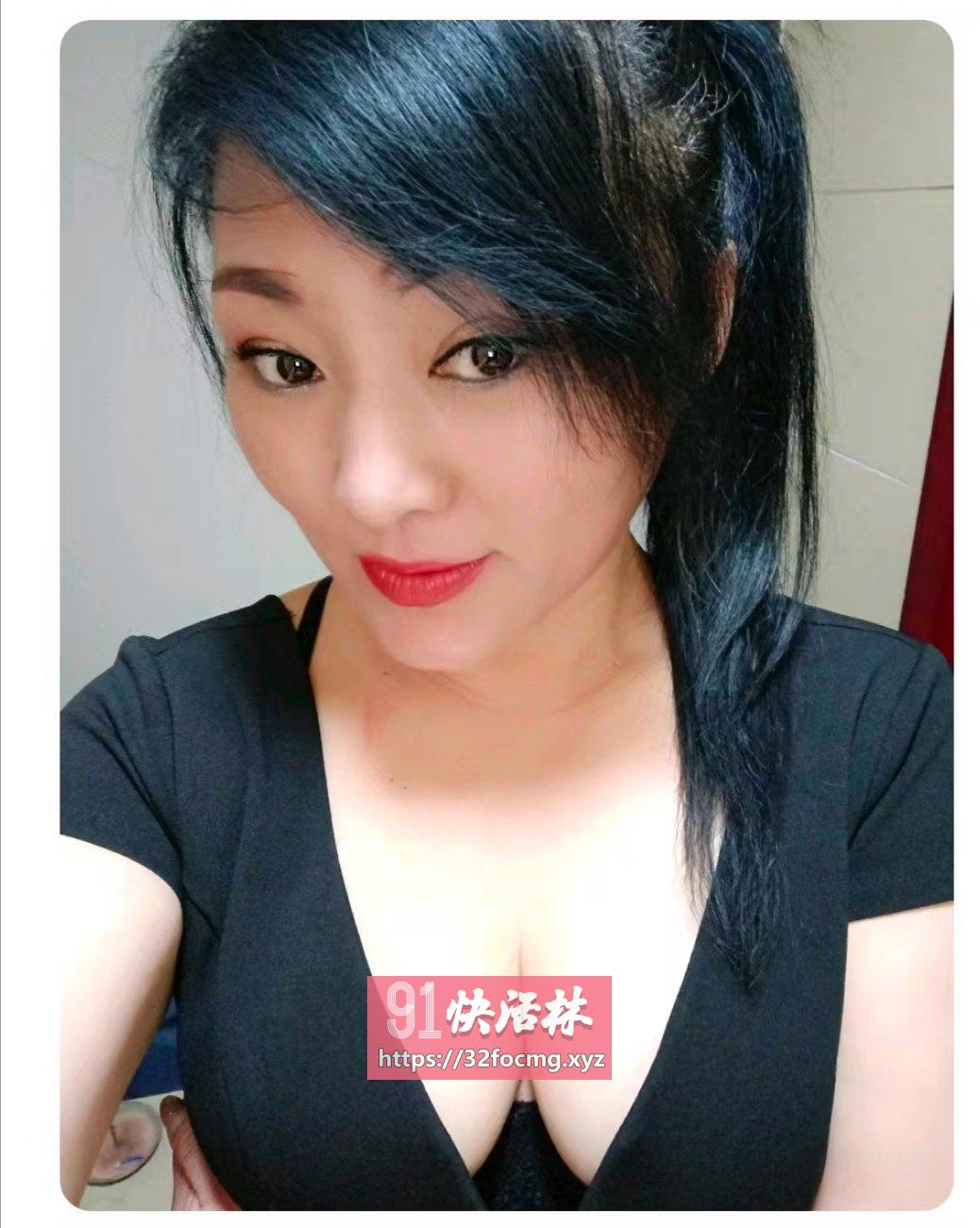 服务系熟女姐姐