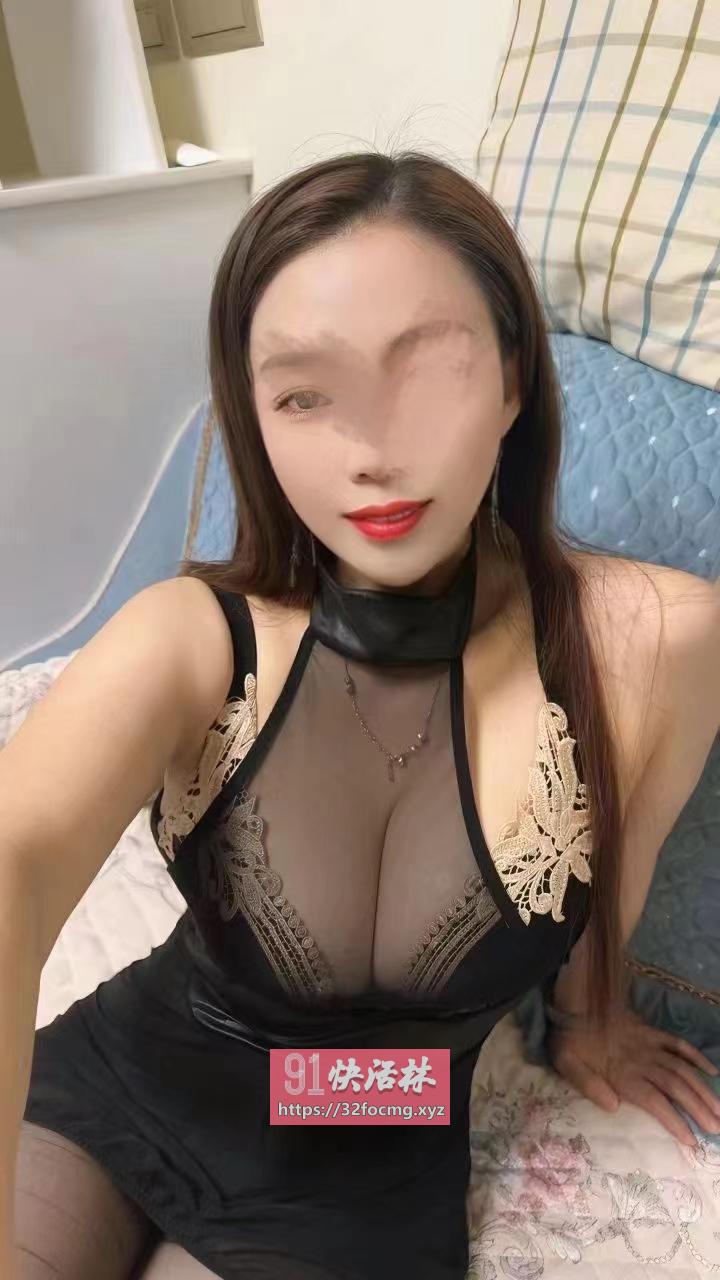 大奶骚货御姐