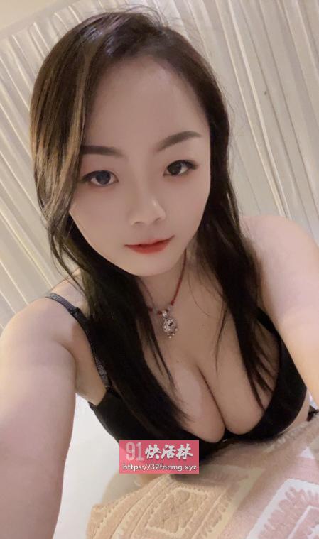 福田粉嫩菲菲妹子