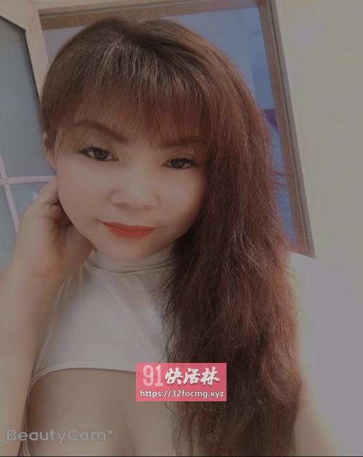 丰满骚姐