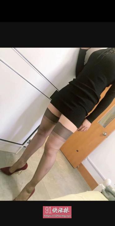 大屁股川妹子真骚