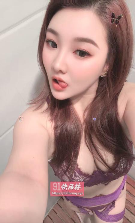极品桃子美甲师