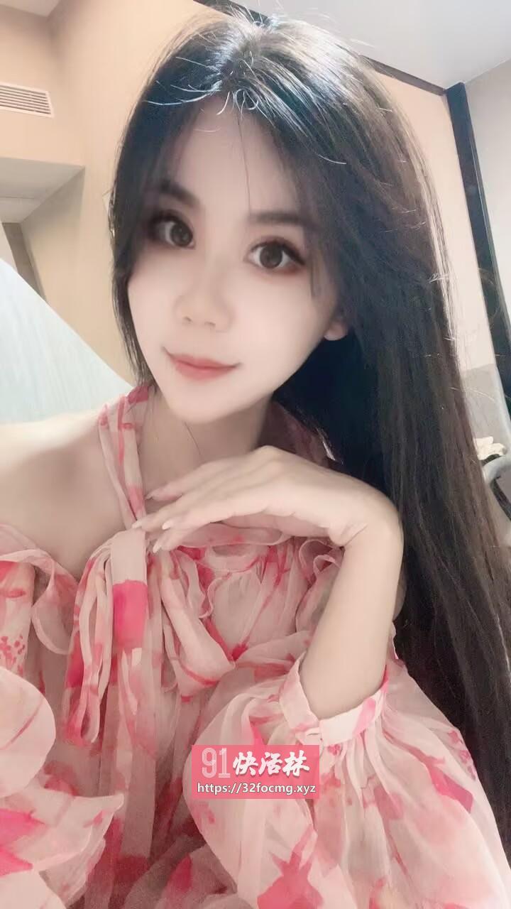 性感风骚气质型小姐姐