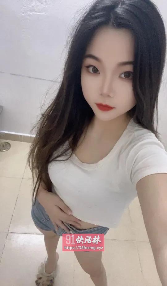 遇到粉嫩多汁服务一流的高颜值美女