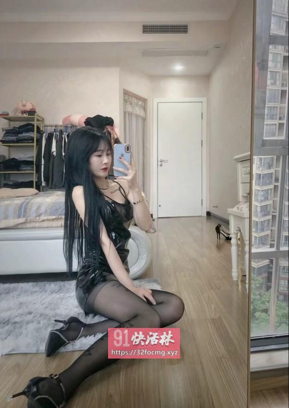 爱健身的丫头
