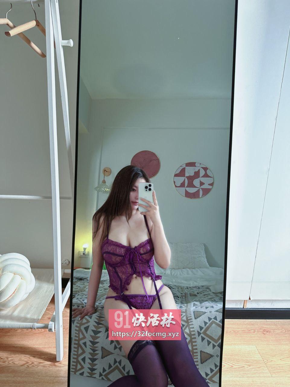 极品丰满情趣姐姐