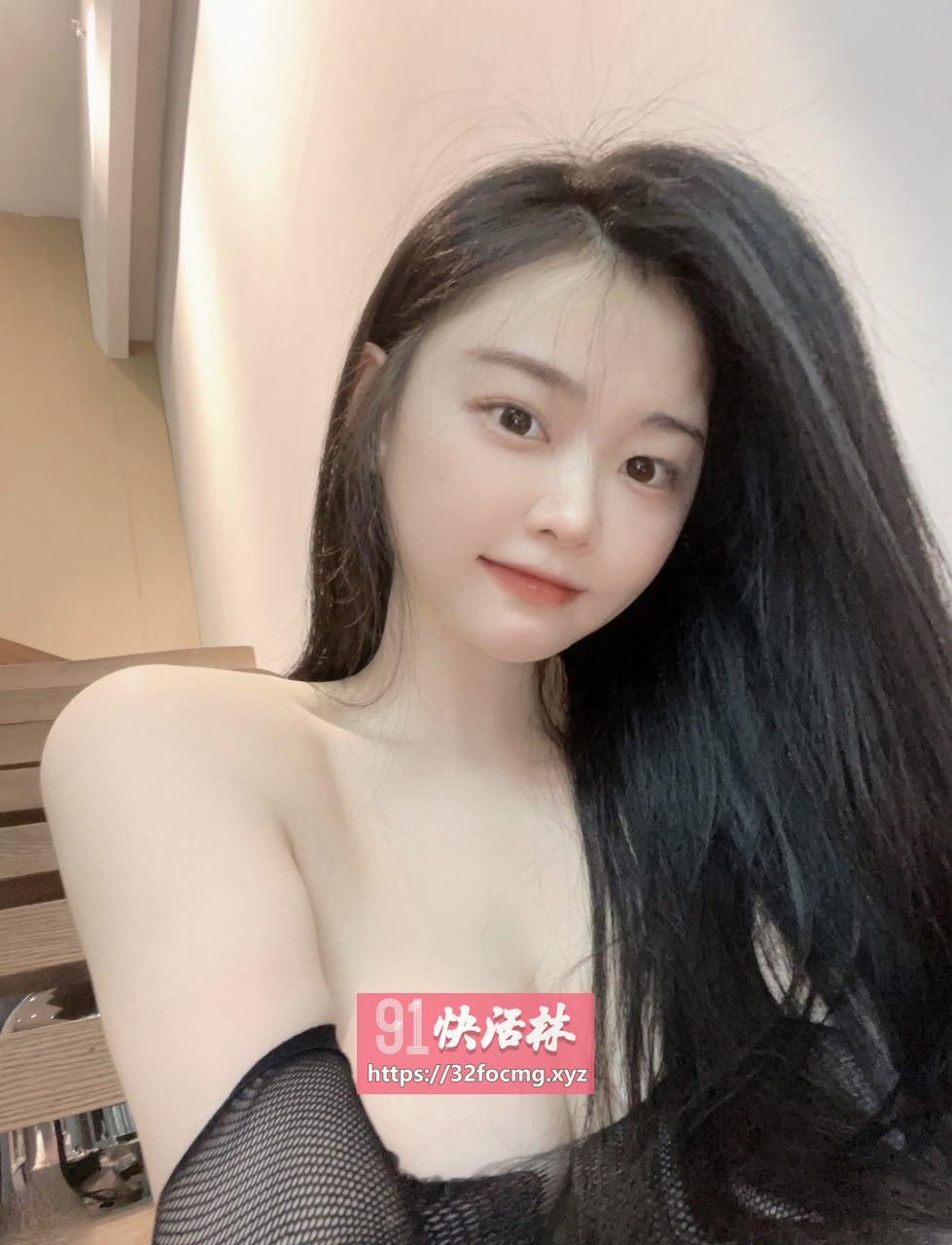 性感大胸姐很韵味