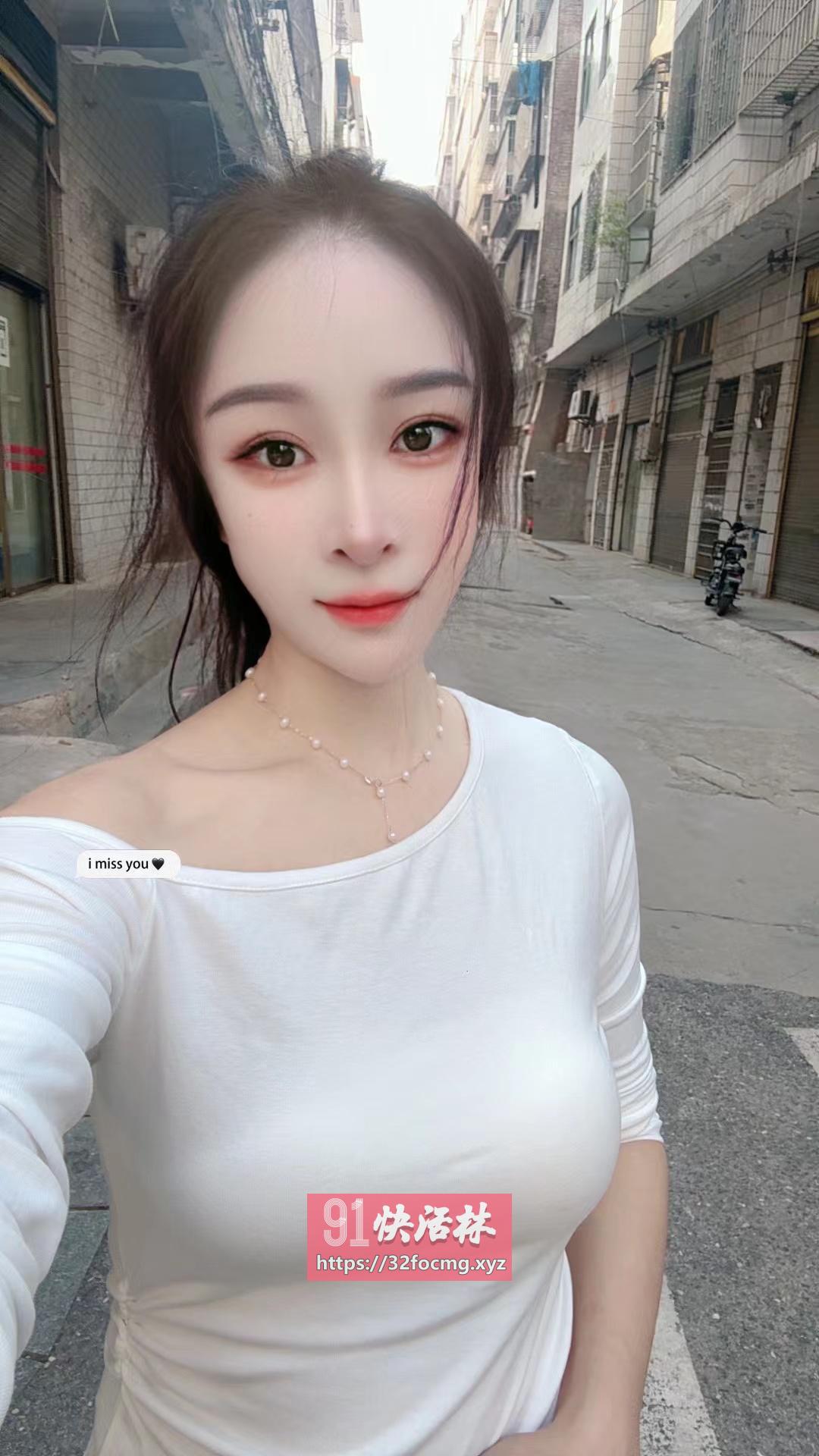 景芳服务型骚妇婷儿