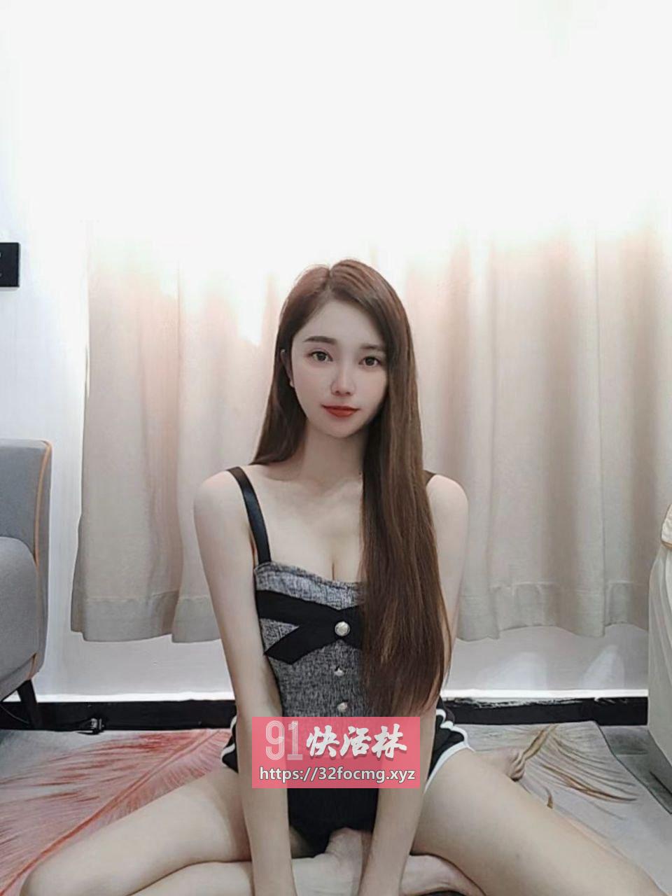 高挑苗条白嫩欲女