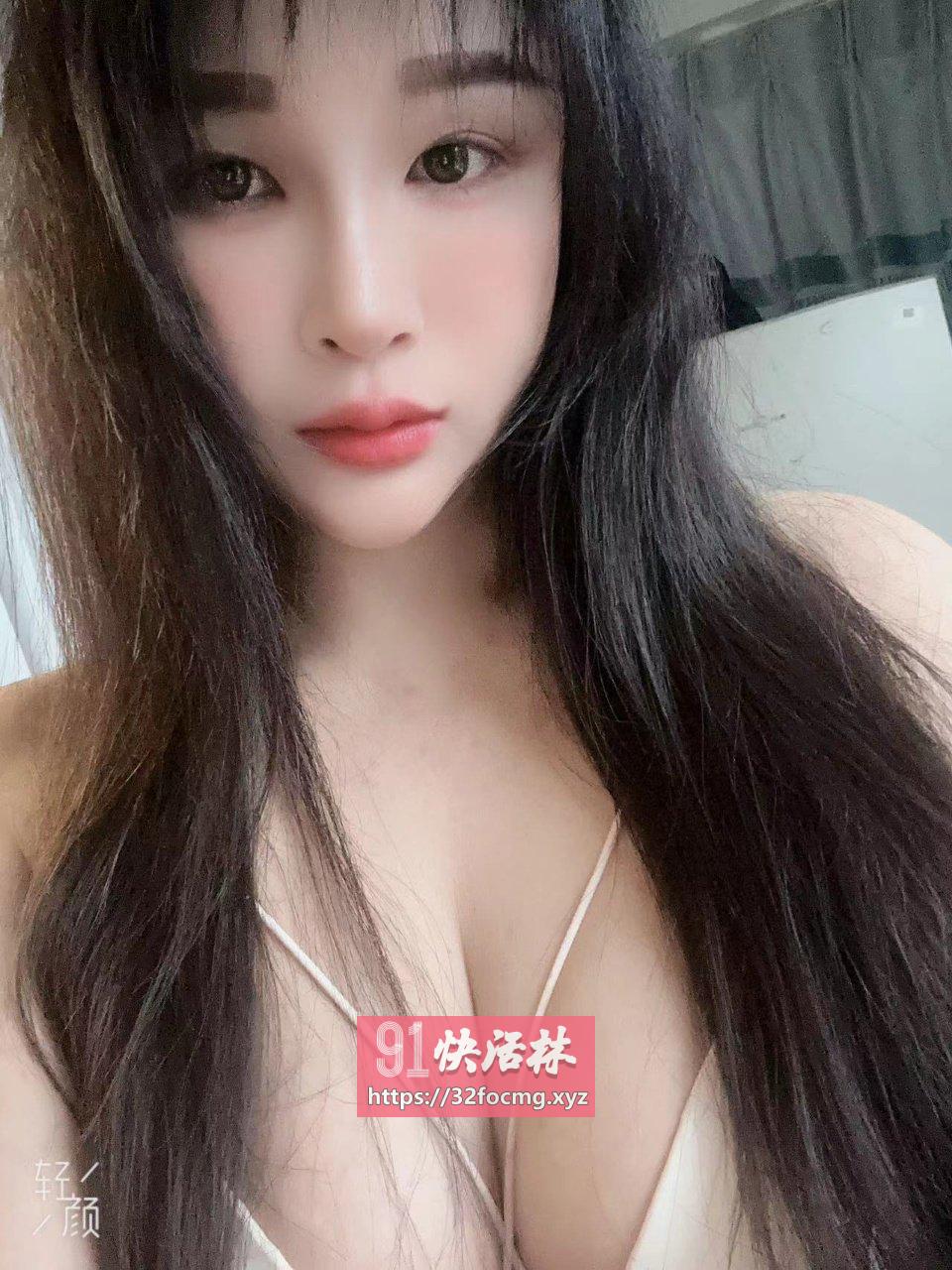 胸器有料骚货服务好